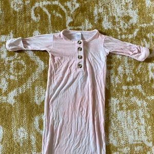 Lou lou & company newborn knotted gown